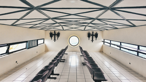 The viewing deck inside the cross'arms.