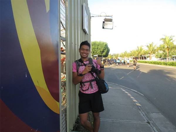 The only picture of me taking pics || Pitik ni Aiko