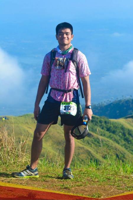 The traveling pink polo trudges up to Mt. Sembrano!