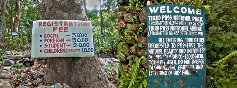 Signs at the starting point of the trek