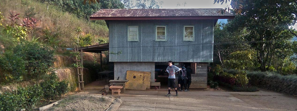 Lusod village for a quick rest stop